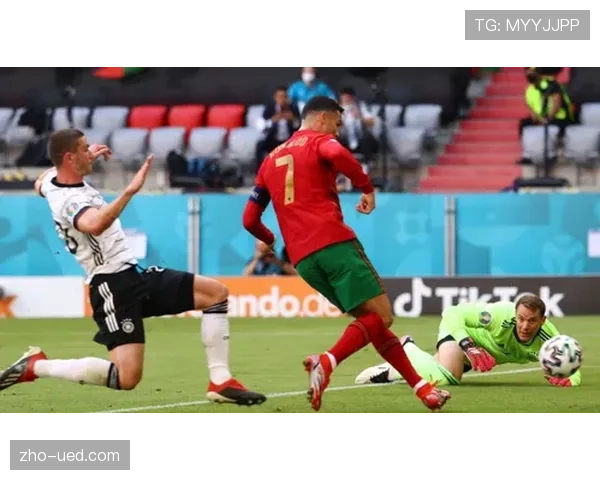 巴萨特尔施特根长传精准度：场均成功长传9次成功率78%成进攻起点